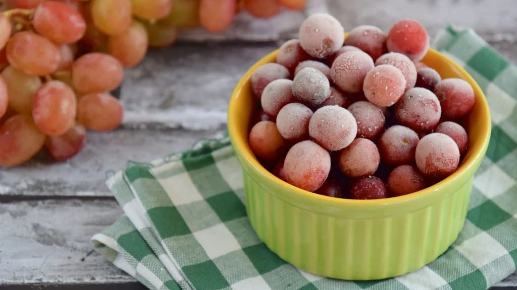 5_healthy_snack_ideas_for_2022_7_1024x1024