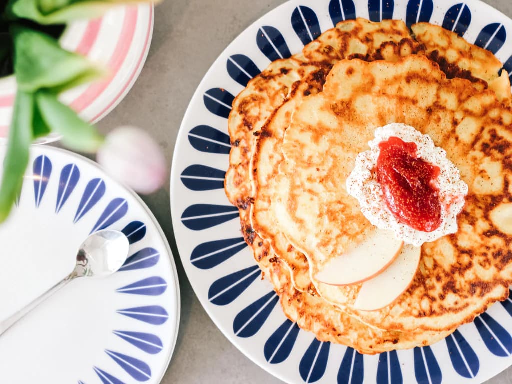 pre-workout_meals__how_to_make_healthy_protein_pancakes_1024x1024