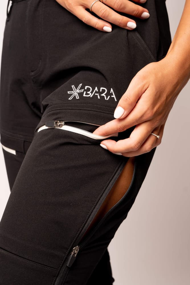 104_9d5a1dd7d6-sort-turbukse-pustende-glidelas-apning-bara-sportswear-full