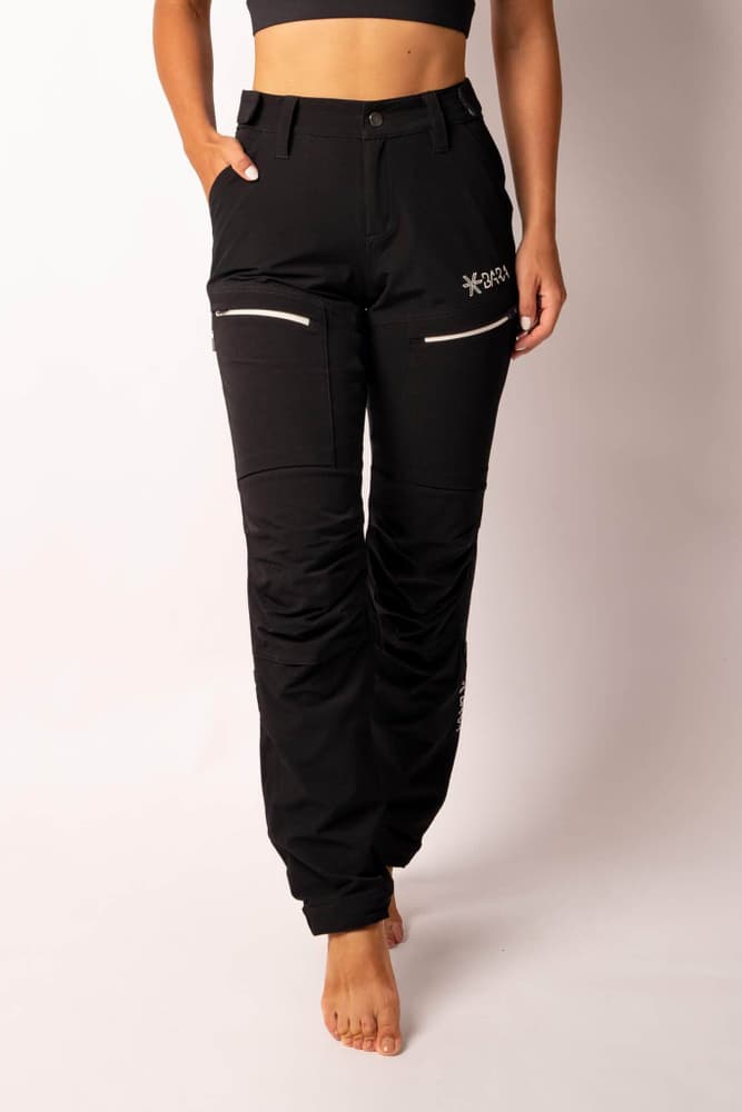 104_eecfc9317e-sort-tur-bukse-hoyt-liv-lommer-logo-natur-bara-sportswear-full