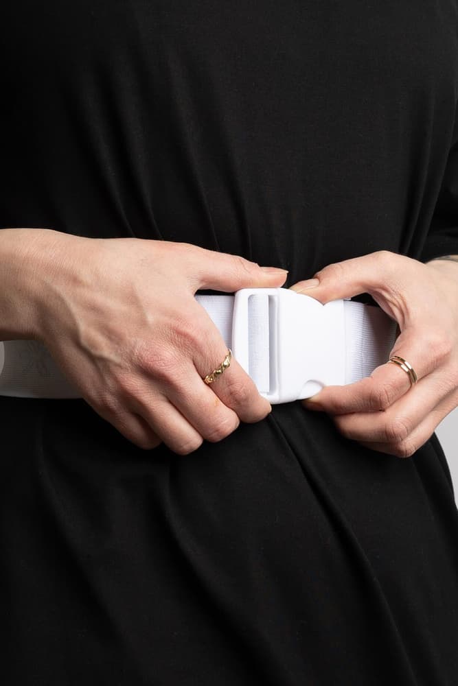 107_f65efdfb6f-hvit-elastisk-belte-for-kvinner-bara-sportswear_ce3b84db-a417-4cbc-b810-1b49238ee0af-full