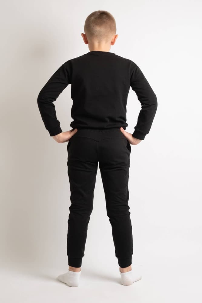 121_d18b1229f2-koseset-matchende-barn-unisex-svart-hvit-bara-sportswear_ec396a1f-6b06-4bc6-8aa7-6661f12bbfeb-full