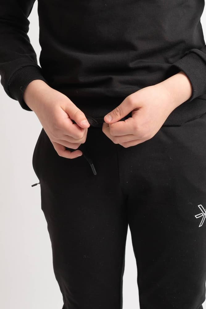 122_3a795dd23c-tights-svart-med-snoring-barn-bara-sportswear_075da895-f82a-4f49-9d69-8706e39fa055-full