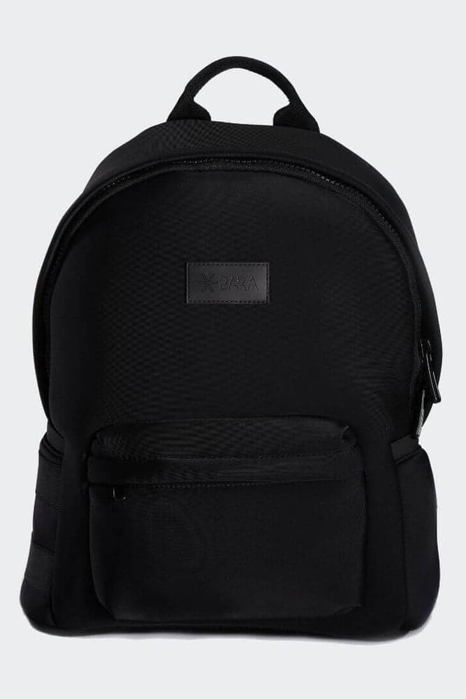 135_af6e040c9b-gym-bag-med-lommer-sort-bara-sportswear_566fb480-7180-46e8-858c-8e419cb73328-full