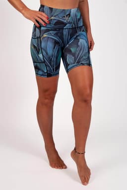 184_63d9fa9f97-bara-pocket-strelitzia-shape-shorts_6d6243b9-9e0a-4de6-a208-aad57a1438b9-full