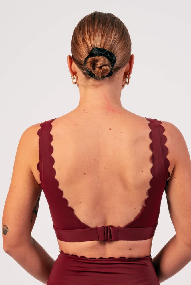 185_68a1398ba5-bara-summer-wine-wave-bikini-top_3ed3ab37-d57e-4a23-9c75-11ede41f7222-full