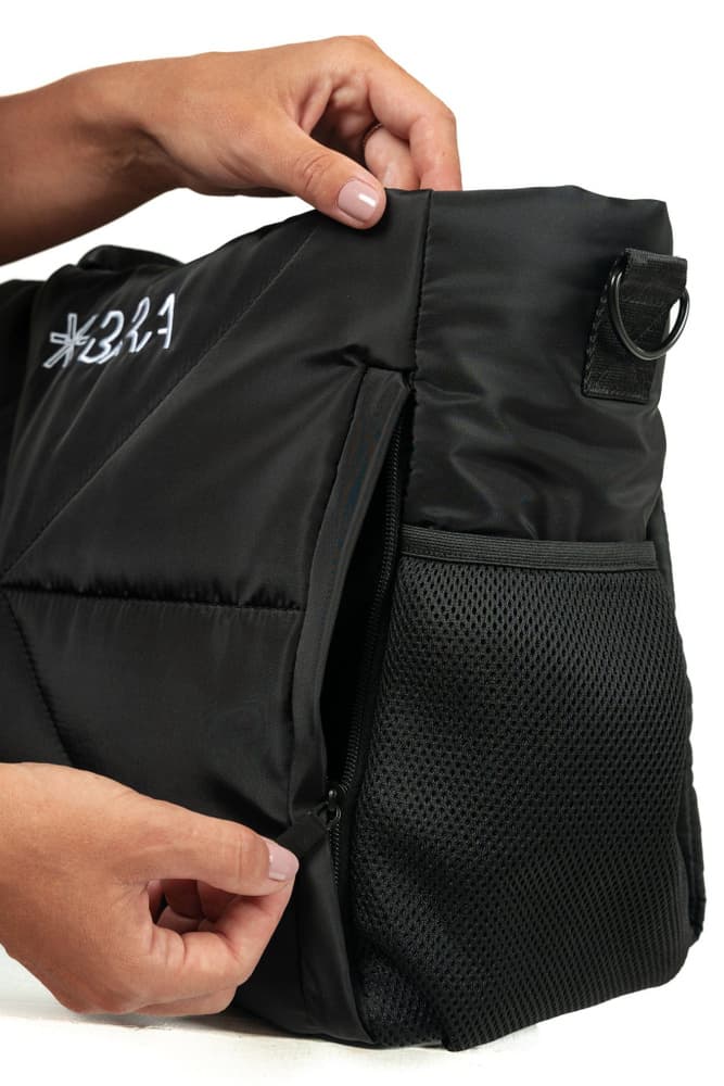 20_ac33705f7f-bara-zipper-tote-bag_06163dda-2bff-4230-ac2d-57860819e6ea-full