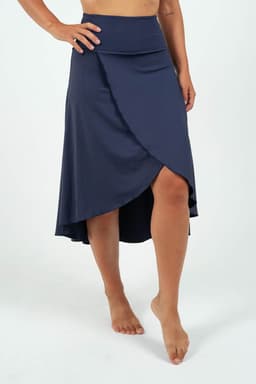 24_69ba86a0e4-bara-wrap-midnight-midi-ultimate-skirt_84a5fe93-6c5f-4c9f-a3ed-9bcbeff8a12b-full