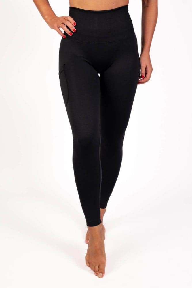 28_1374b80af6-bara-black-pocket-scrunch-seamless-full