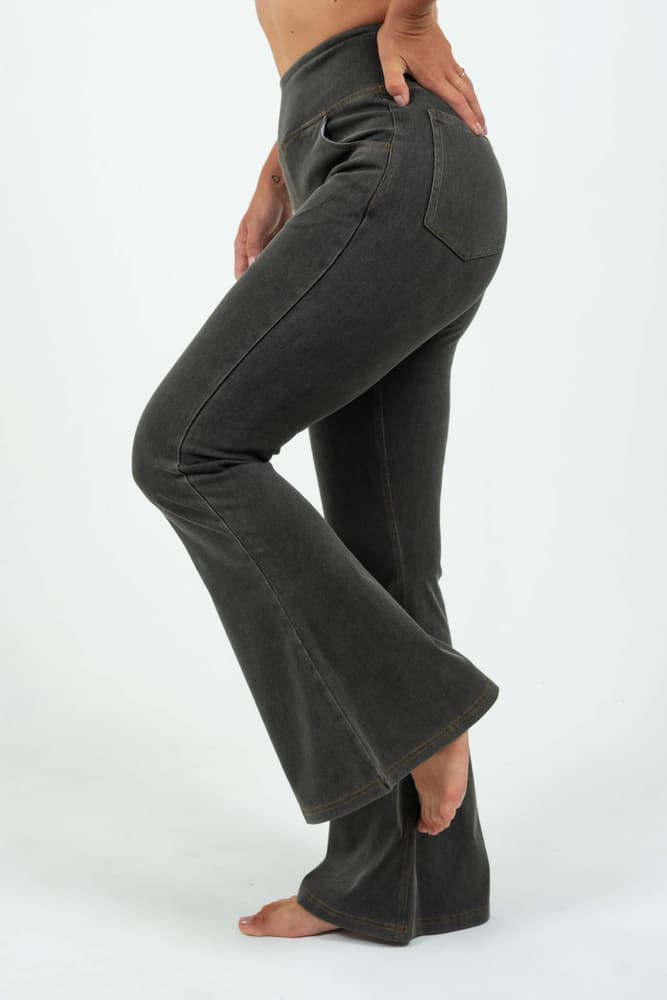 29_30ae92371a-bara-shaping-black-flared-high-waisted-super-stretch-jeans_ee6524e0-31f3-4746-b523-1e0a80e93dc6-full