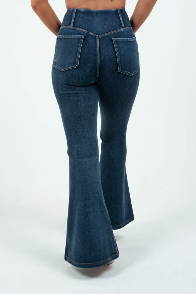29_4d2439bc8b-bara-breathable-dark-blue-flared-high-waisted-super-stretch-jeans_3d62ad81-0284-4ff0-9078-daf92c31933a-full