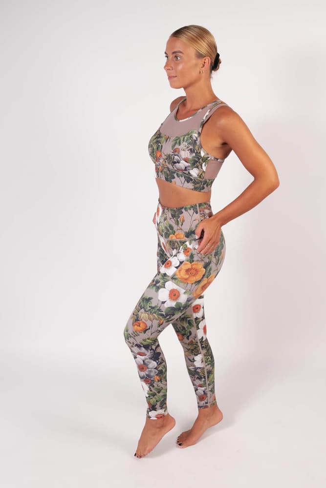 31_aa99eeee9c-bara-rose-garden-set_5dacf5f5-8bc1-4856-b3b0-94b111689a00-full