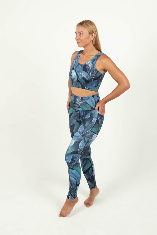 32_7e2f86f2d1-bara-strelitzia-sports-bra-set_c7590b70-fc0c-45da-bc80-b50cc70fac24-full