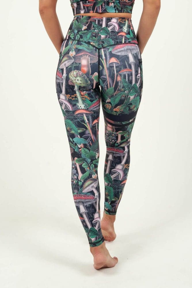 32_83b9b4a23a-bara-patterned-mushroom-shape-tights-20_d214d4c9-8db5-4d67-9604-9d76707972ec-full