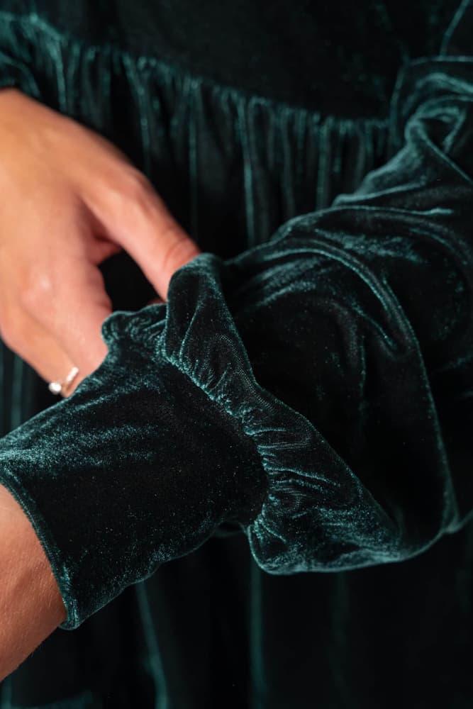 37_b893b5b24f-bara-pine-velvet-green_06b58f6e-0f70-498d-8d05-5ddaa5274367-full