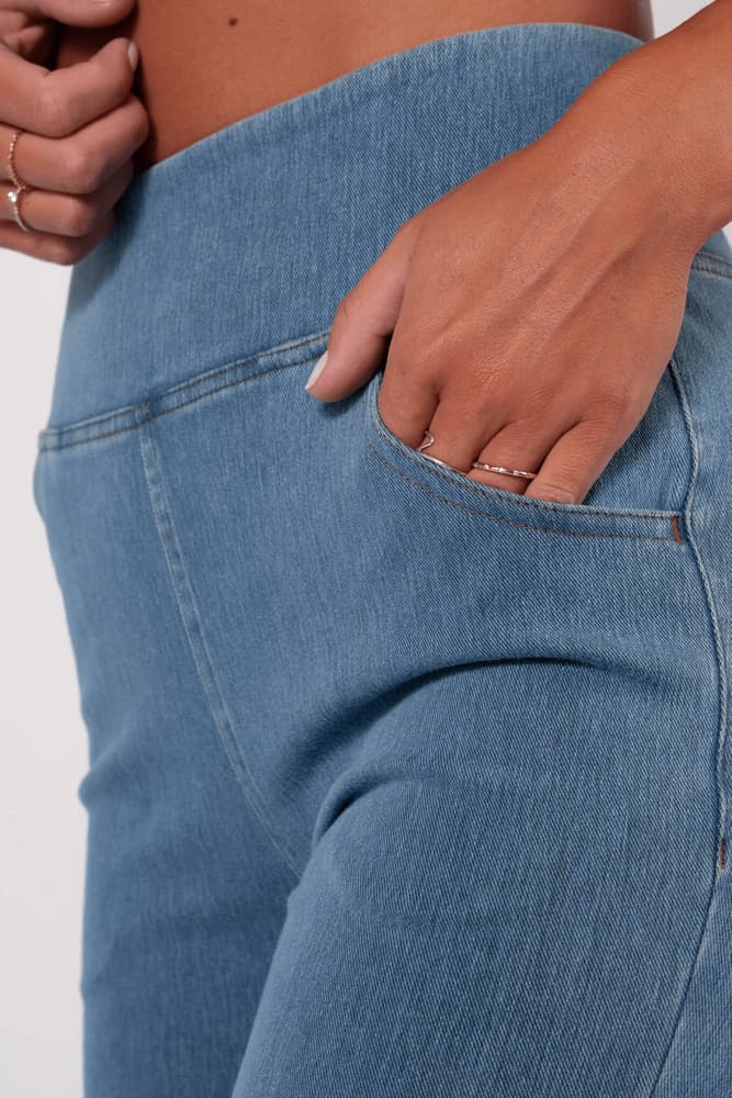 38_9924864570-11-full