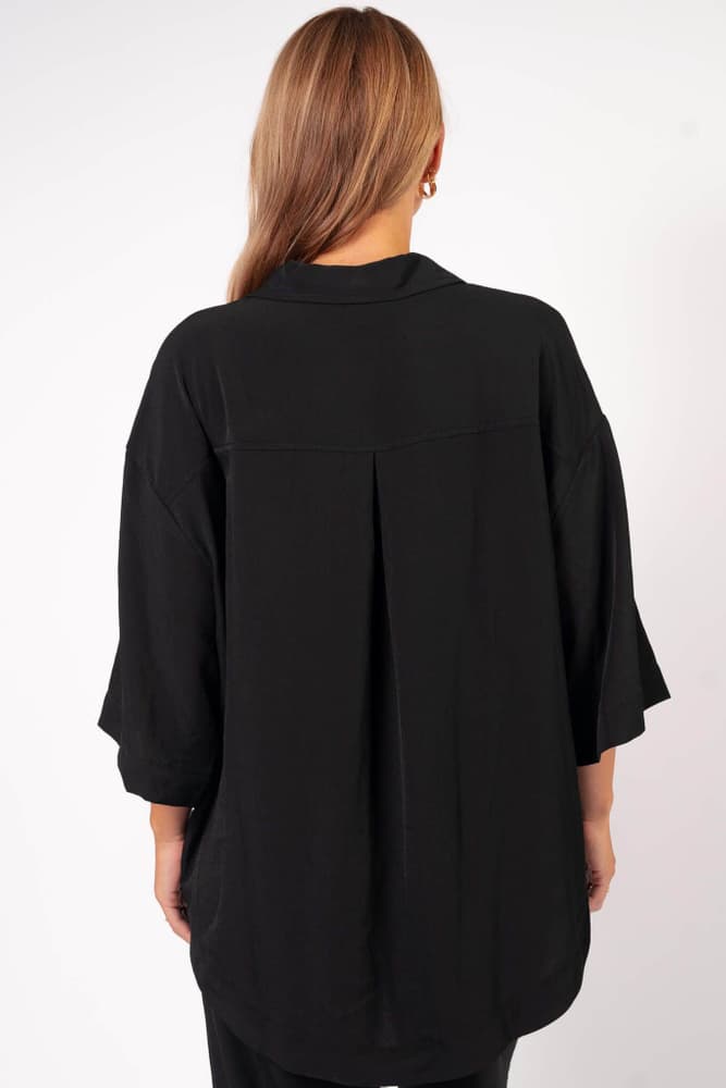 40_70459fd39b-bara-black-pysjamas-top-back_cd7ed920-040f-4ca1-9a68-90824bc2bed2-full