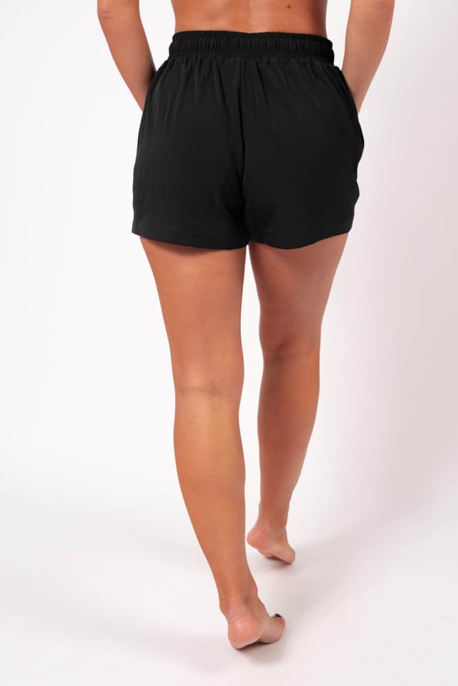 42_6603c3b511-black-pockets-shorts-bara_e15f4610-e270-4513-ae10-5a778f9f049e-full