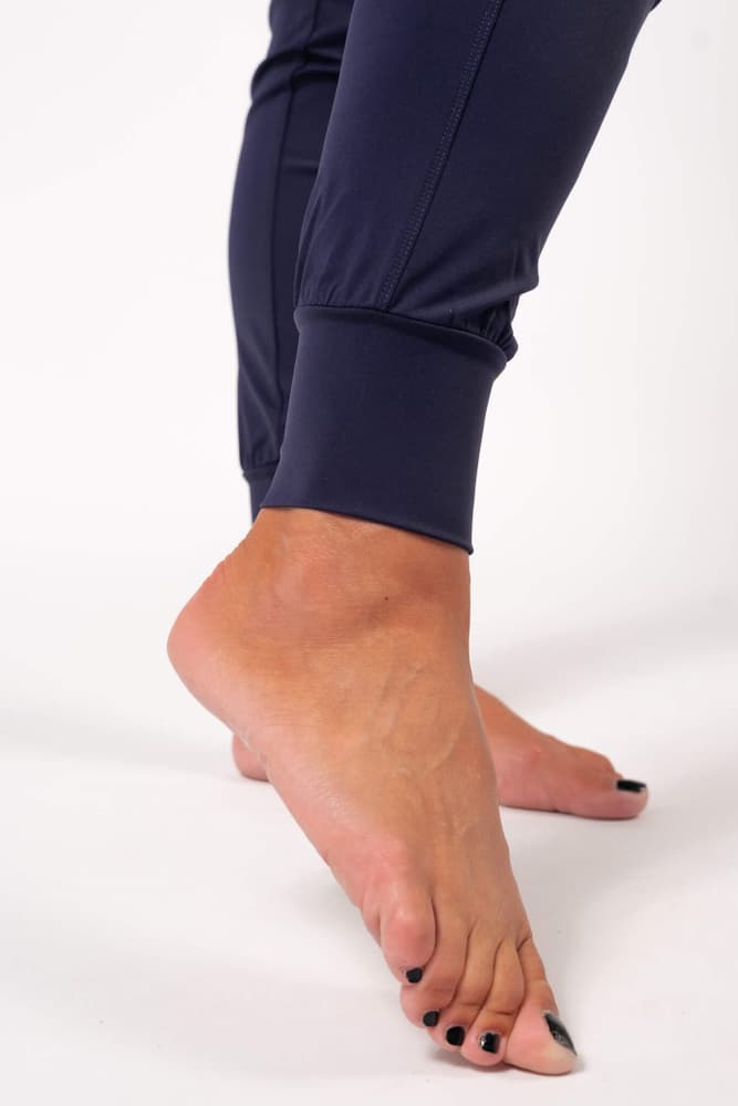 44_7dd110b679-bara-tight-dark-blue-lotus-jogger_9fb185e3-f489-48d2-913c-f9e6e3fc0200-full