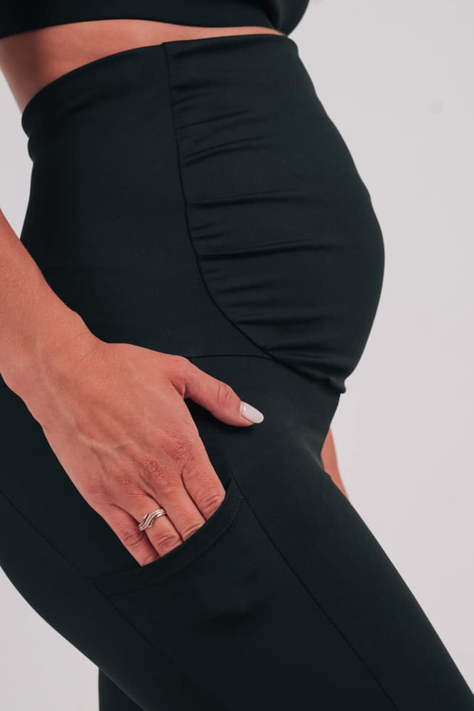 67_ca1549cf3c-pocket-black-maternity-shorts_4b338ac2-6c77-4d45-a6a3-9db1955e4185-full