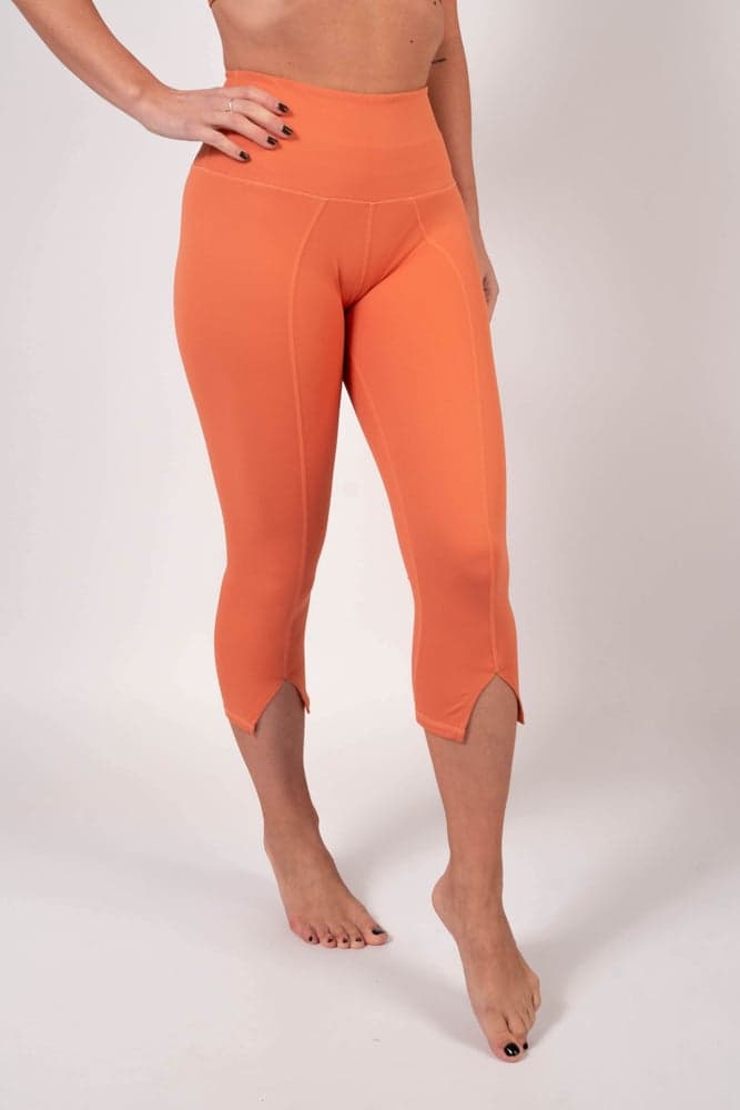 73_469825399a-pure-orange-define-capri-tigthts_29b267d4-6b55-425e-9baf-0d364f4e8129-full