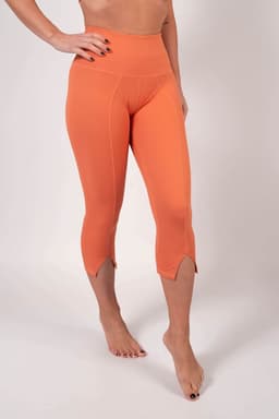 73_469825399a-pure-orange-define-capri-tigthts_29b267d4-6b55-425e-9baf-0d364f4e8129-full