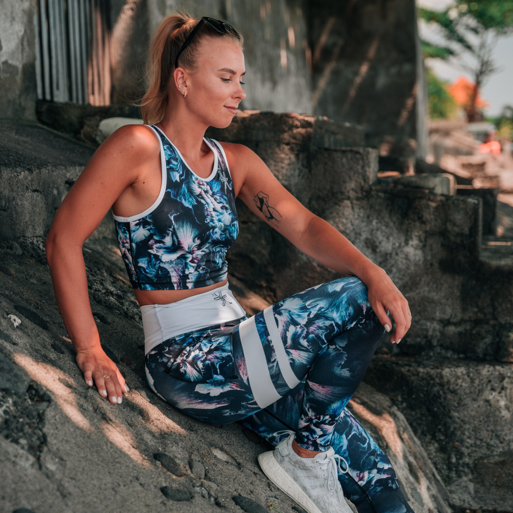 Dreamer Shape 2.0  Buy women's gym leggings at BARA Sportswear
