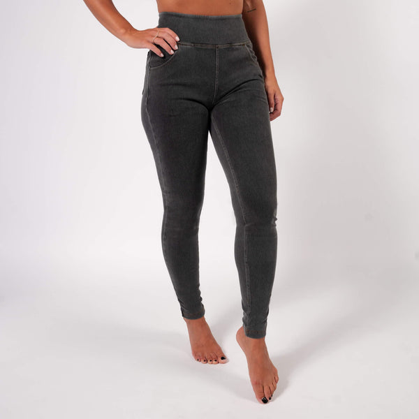 Buy Women Skinny Fit High Waisted Black Stretchable Jegging