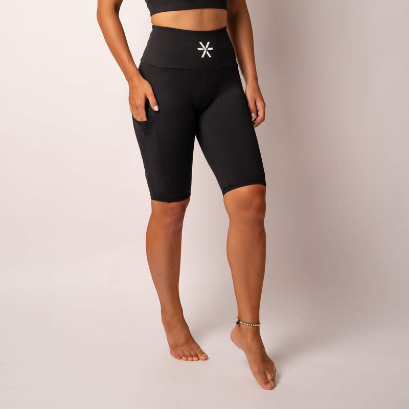 BARA Sportswear - ☁️Feather Shape Tights & Bra 2.0☁️ Our favorite fit with  print and pockets😍🙋‍♀️ . @bara #barasportswear #barawear #treningsglede  #fitnessmotivation #fitnessgirl #yogalife #healthyfood