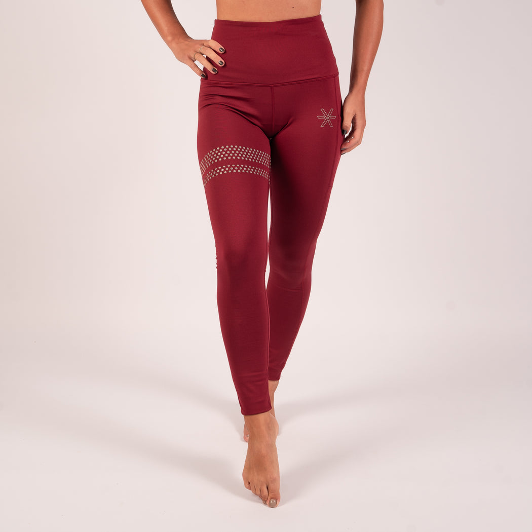 https://barasportswear.com/cdn/shop/products/burgundy-winter-thermal-tights-bara-sportswear_1050x.jpg?v=1661882950